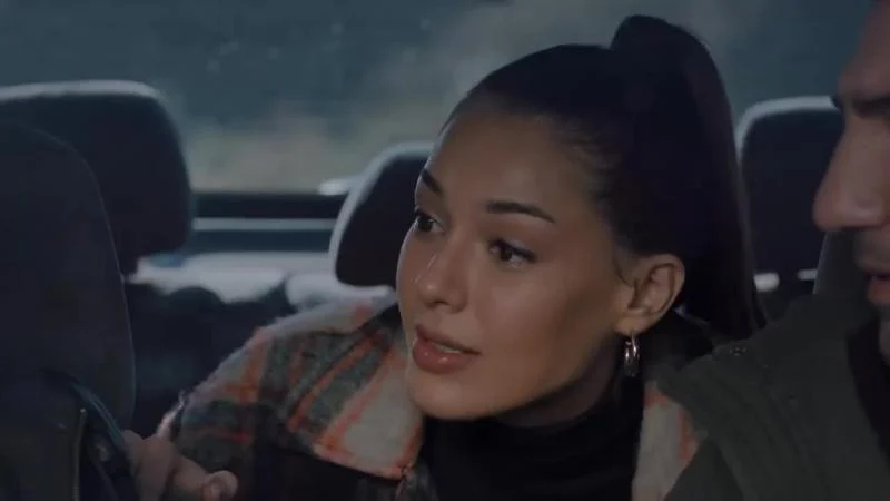 Кадры из сериала Пламя / Яркое пламя (2020)